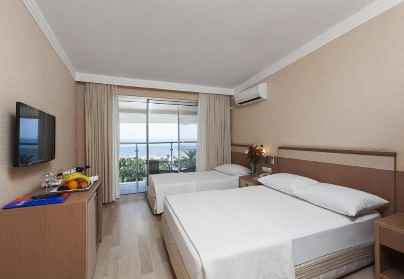 Seher Kumkoy Star Resort And Spa Side Exterior photo